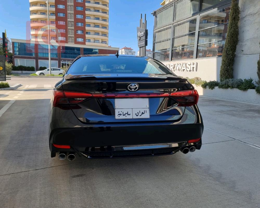 تويوتا أفالون